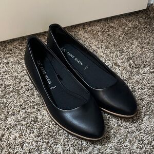 Anne Klein Elegant Black Flats